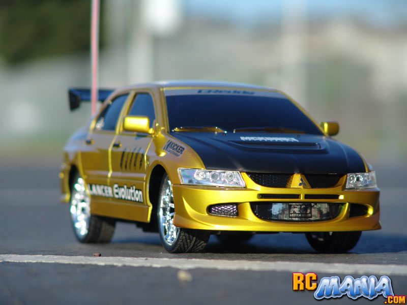 toy-rc-car02.jpg