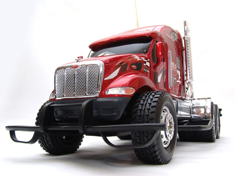 New Bright Peterbilt 387 1 12th scale Grade A I like this truck its